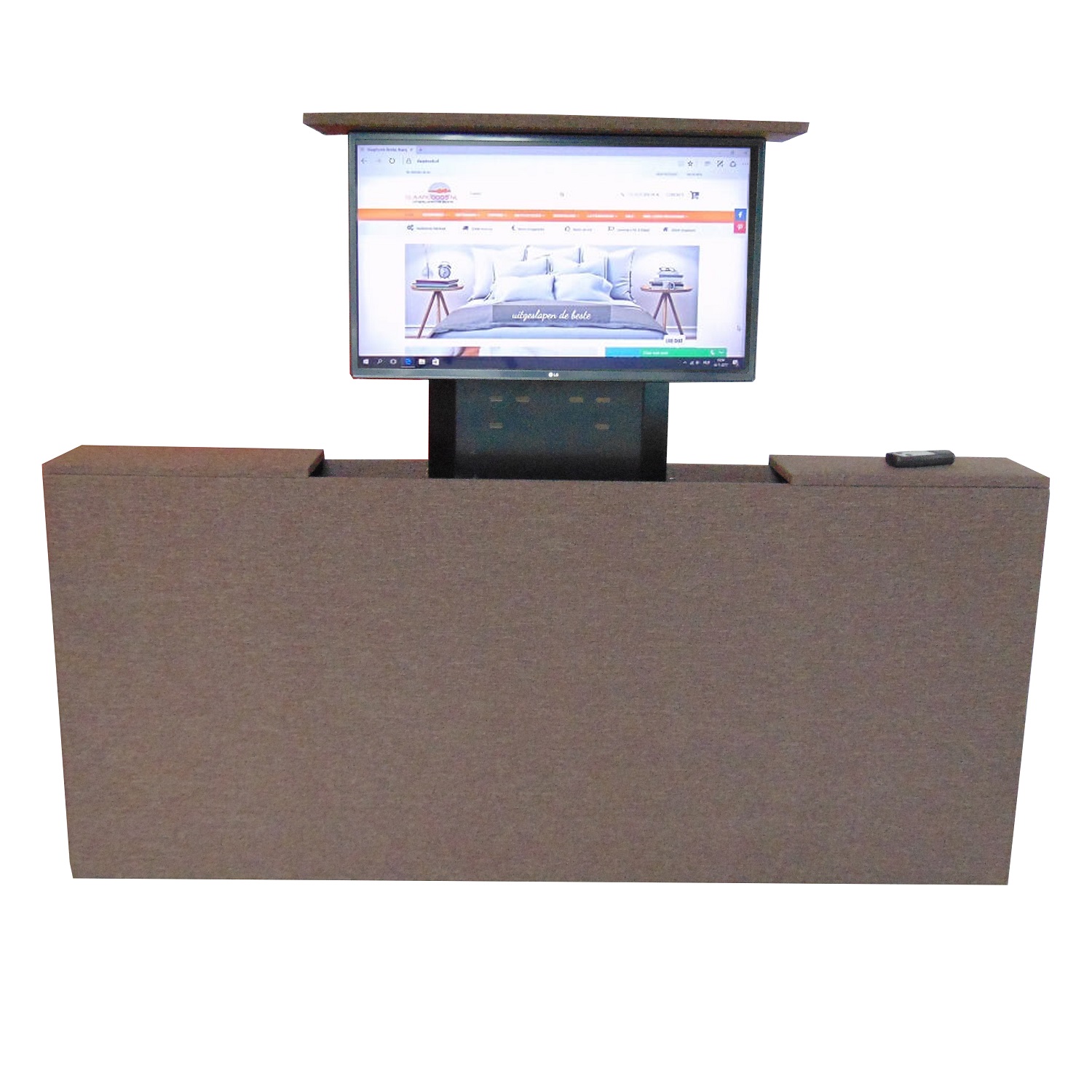 Voetenbord met TV lift XXL